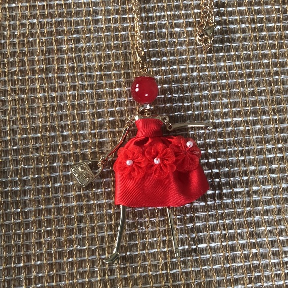 Baby Doll Long Necklace - Picture 5 of 9